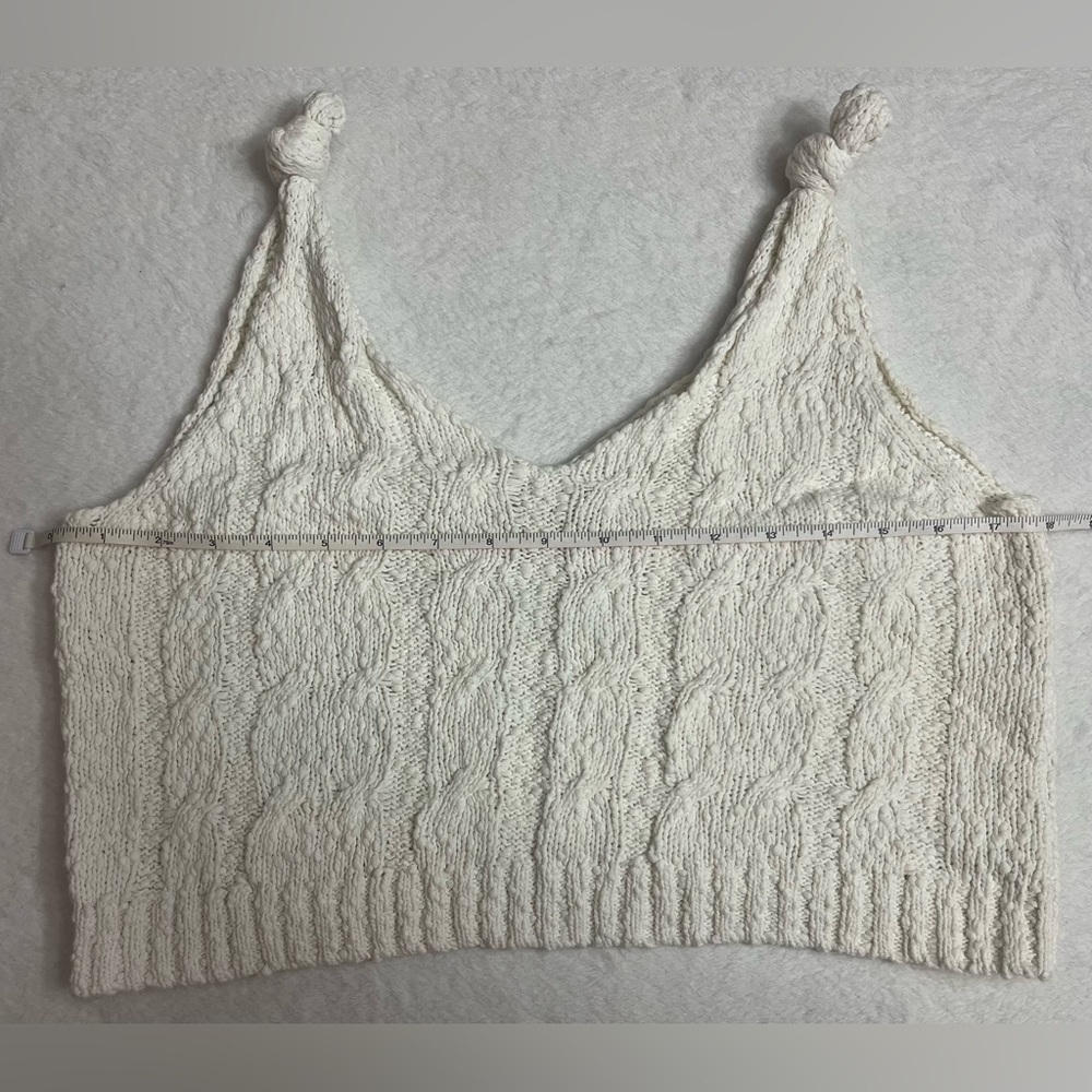 Show Me Your Mumu cream cable knit Trinity tank top sz medium versatile crop - Picture 4 of 7